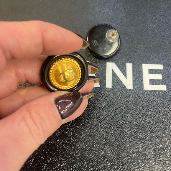 CHANEL Jewelry - CHANEL classic pierced earrings